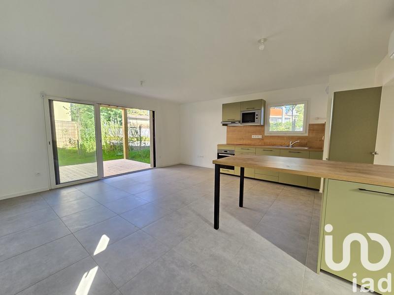 Maison - 101 m² - 4 pièces