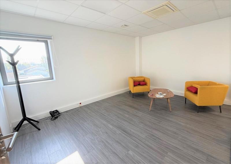 Bureau - 290 m² - 7 pièces