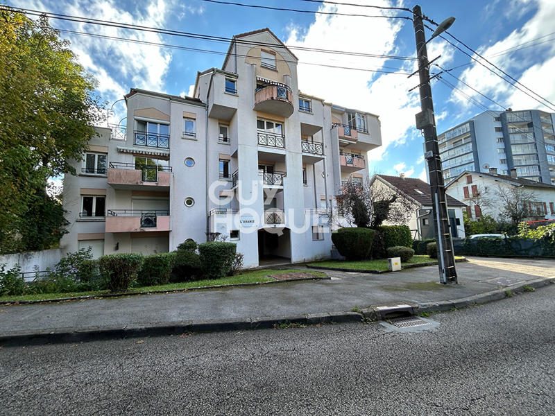 Appartement - 122 m² - 5 pièces