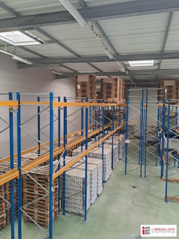 Local d'activité / Entrepôt - 640 m²