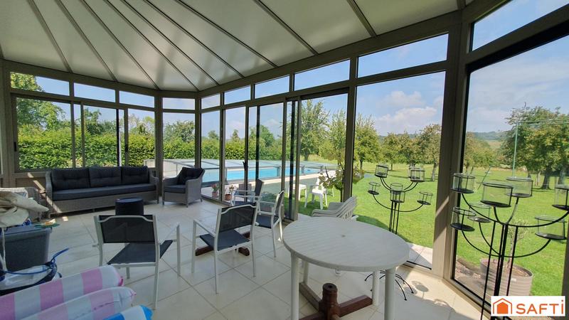 Propriété - 377 m² - 16 pièces