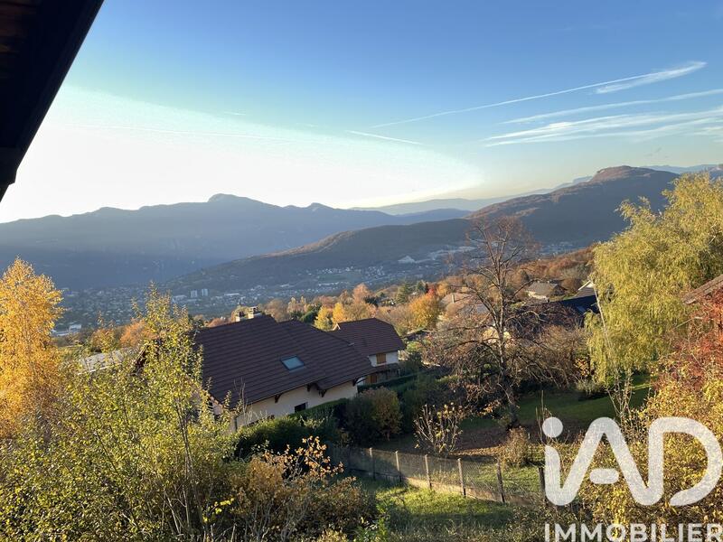 Maison - 166 m² - 6 pièces