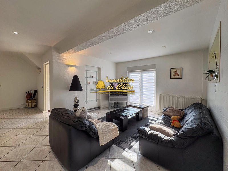 Maison - 200 m² - 6 pièces