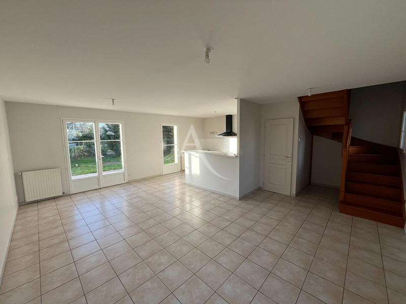 Maison - 90 m² - 4 pièces