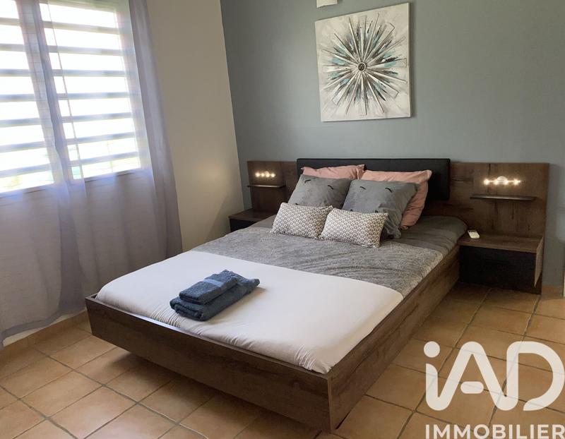 Maison - 98 m² - 4 pièces