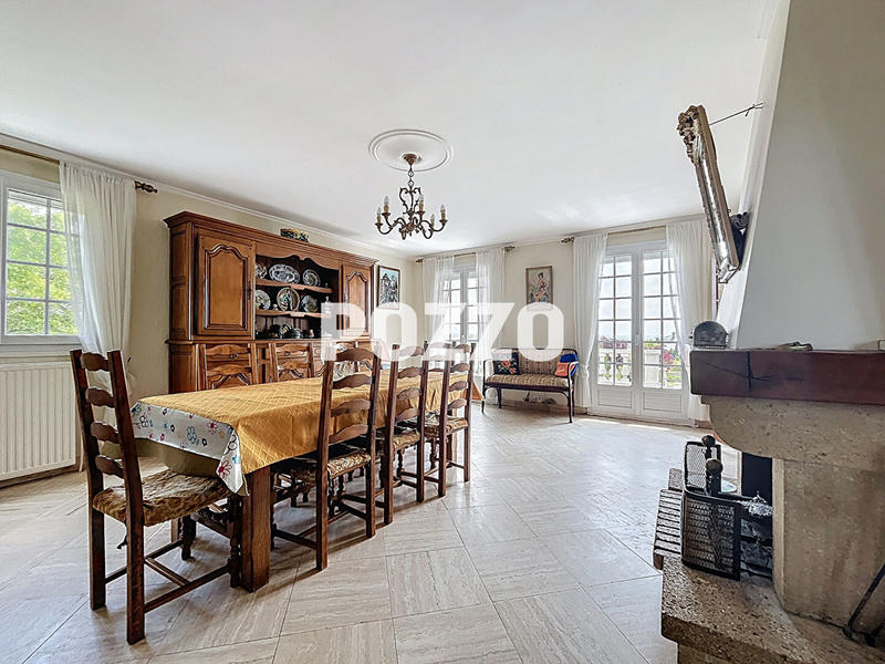 Maison - 144 m² - 7 pièces