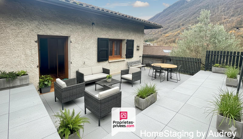 Maison de village - 94 m² - 4 pièces