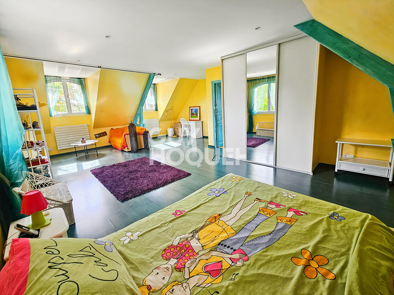 Maison - 340 m² - 10 pièces