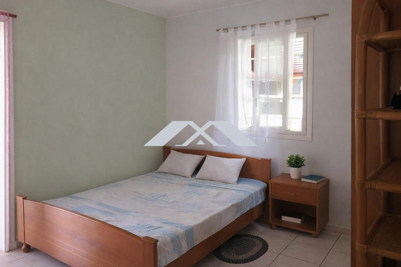 Maison - 104 m² - 5 pièces