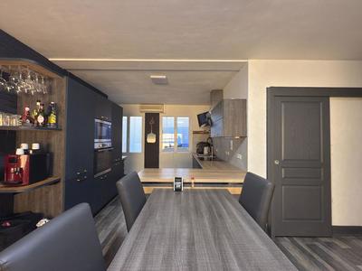 Maison - 120 m² - 4 pièces