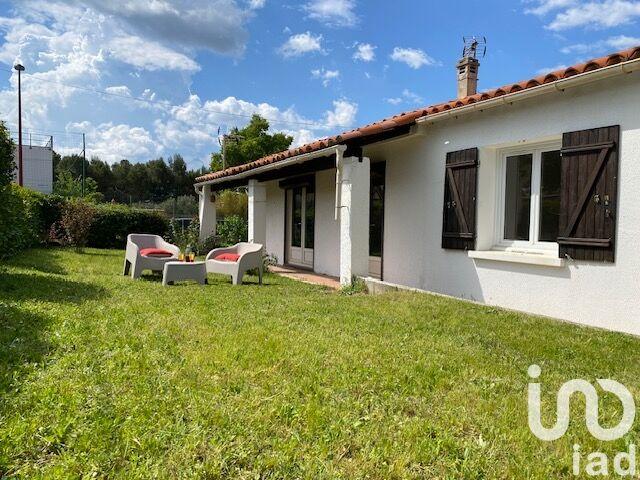 Maison - 90 m² - 4 pièces