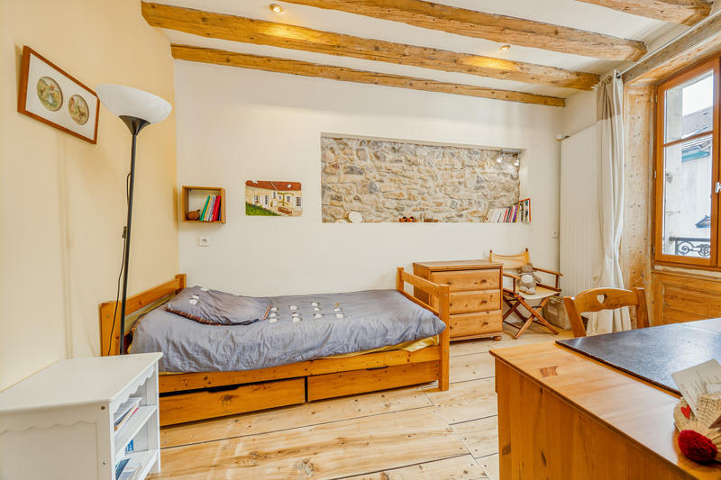 Maison de ville - 280 m² - 10 pièces