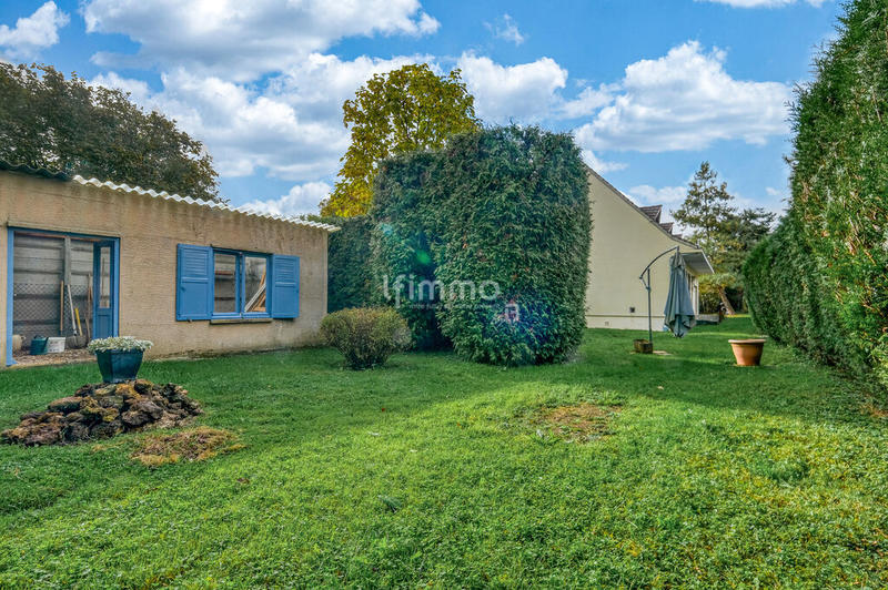 Maison - 155 m² - 9 pièces