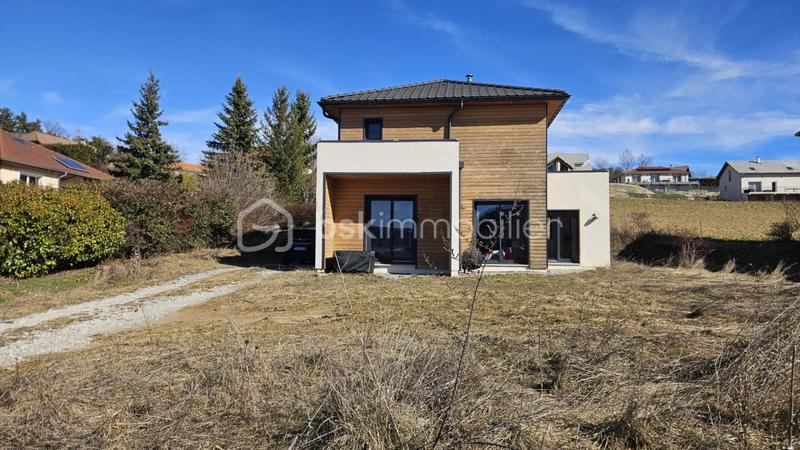 Maison - 113 m² - 5 pièces