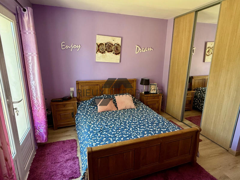 Propriété - 105 m² - 5 pièces