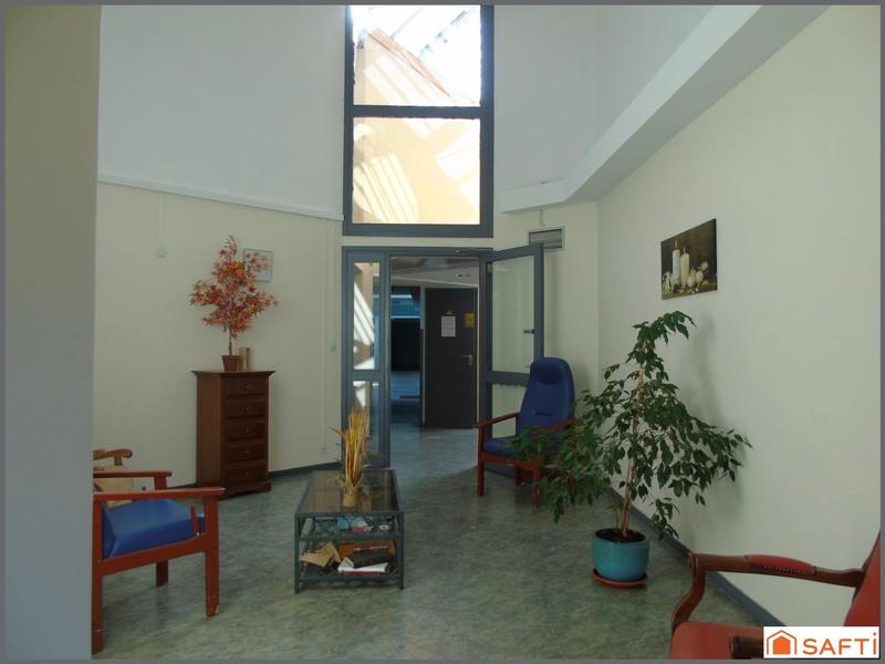 Immeuble - 1 219 m²