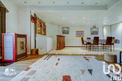 Maison de village - 182 m² - 8 pièces