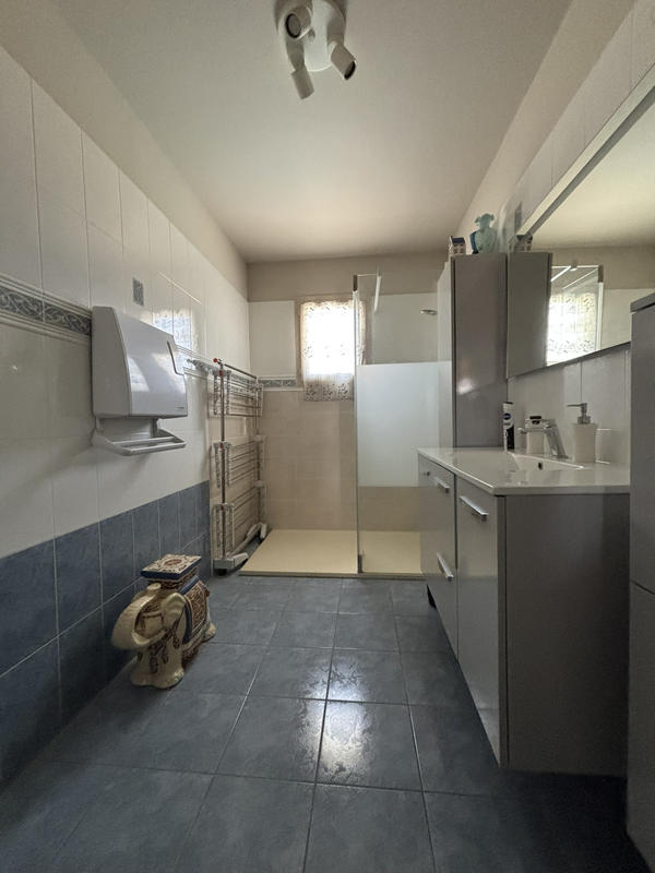 Villa - 100 m² - 4 pièces