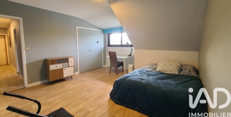 Maison - 183 m² - 8 pièces