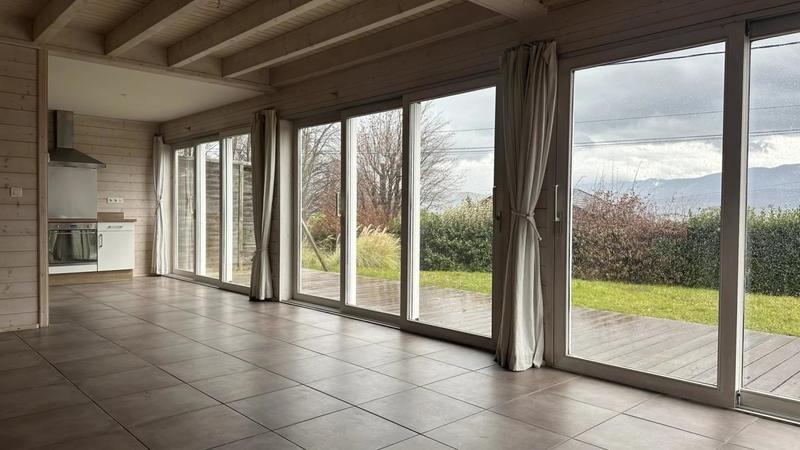 Maison - 136 m² - 6 pièces