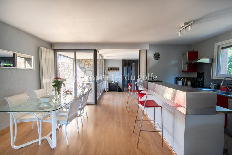 Maison - 148 m² - 5 pièces