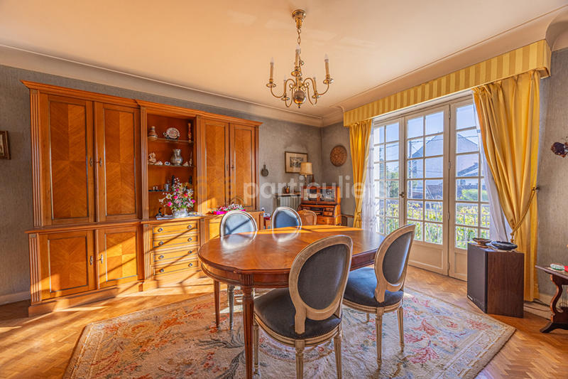 Maison - 170 m² - 7 pièces