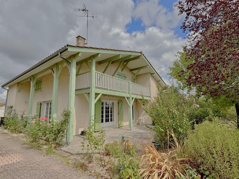 Maison - 127 m² - 6 pièces