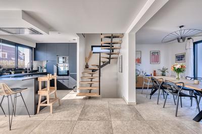 Maison - 120 m² - 4 pièces