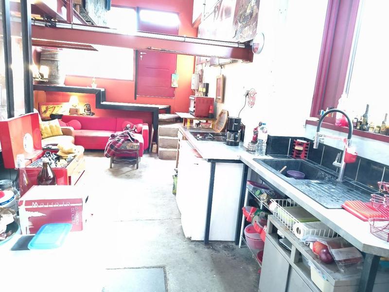 Maison - 250 m² - 5 pièces