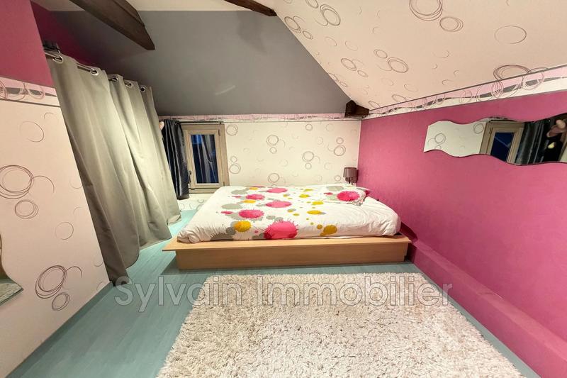 Maison - 180 m² - 6 pièces