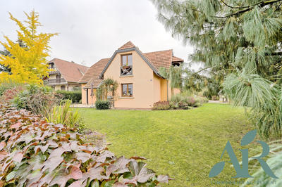 Maison - 268 m² - 5 pièces