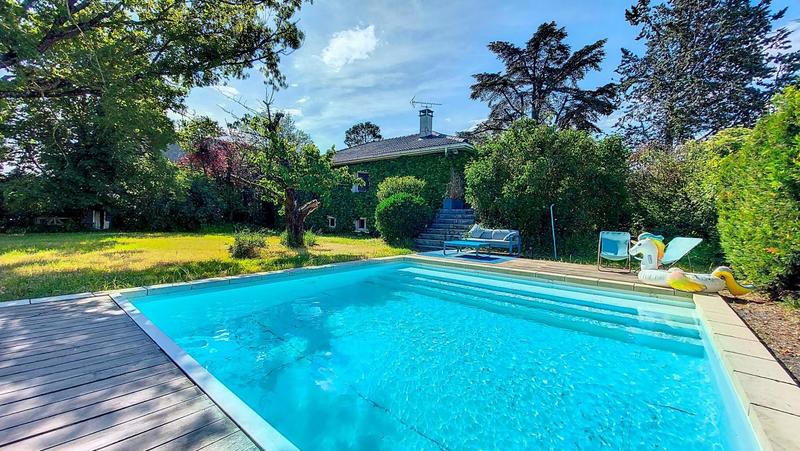 Maison - 194 m² - 6 pièces