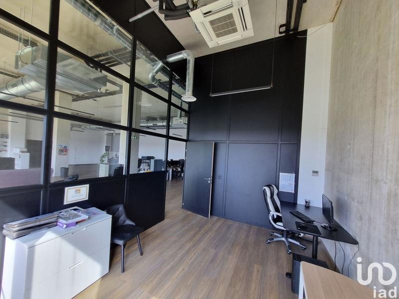 Bureau - 544 m²