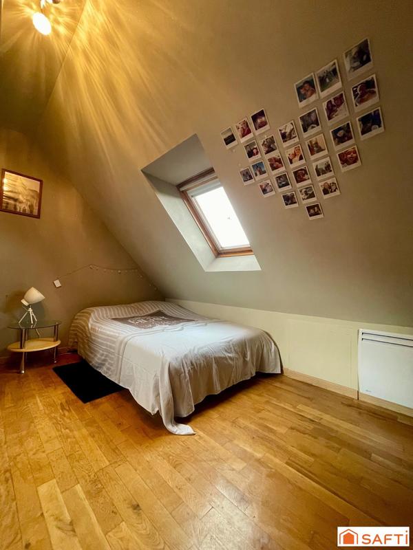 Maison - 106 m² - 7 pièces