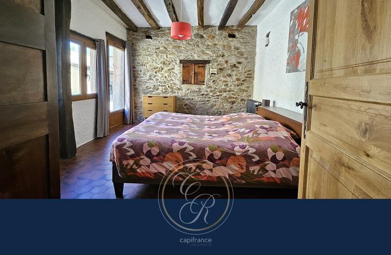 Propriété - 409 m² - 16 pièces