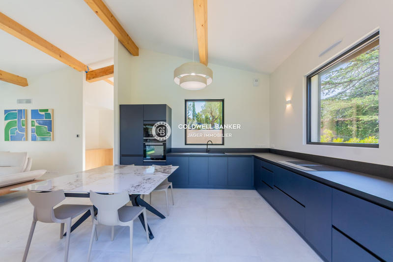 Villa - 160 m² - 4 pièces