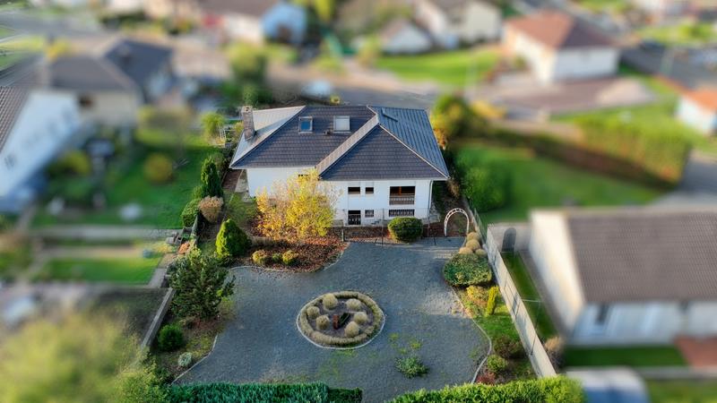 Maison - 150 m² - 8 pièces