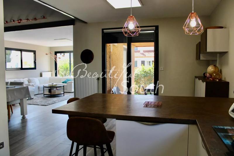 Gîte - 543 m² - 16 pièces