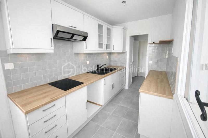 Appartement - 80 m² - 4 pièces