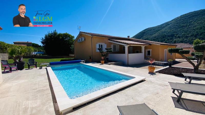 Maison - 132 m² - 6 pièces