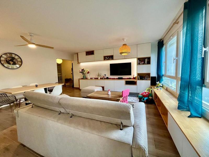 Appartement - 98 m² - 4 pièces