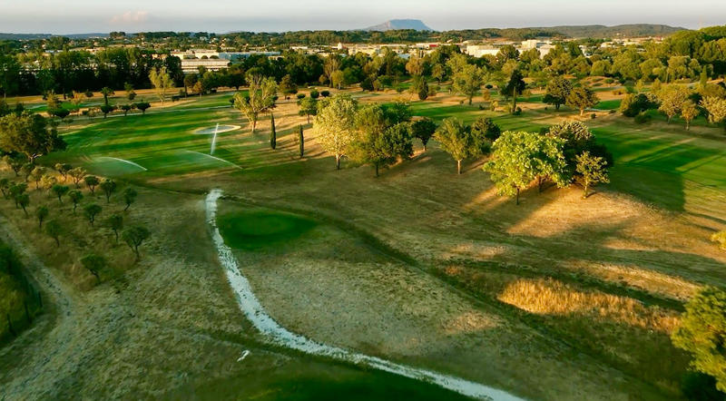 Maison - 198 m² - 7 pièces