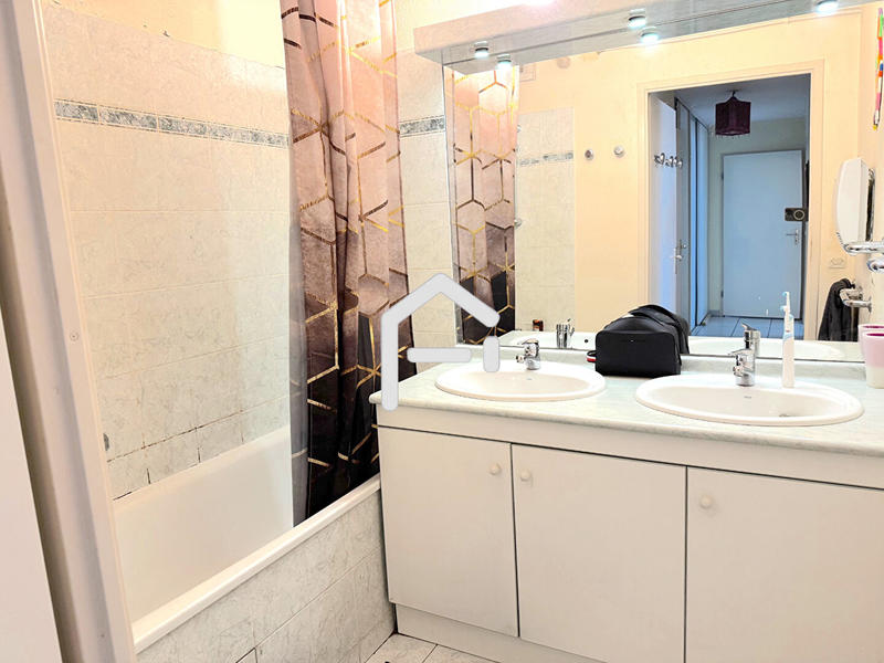 Appartement - 82 m² - 4 pièces