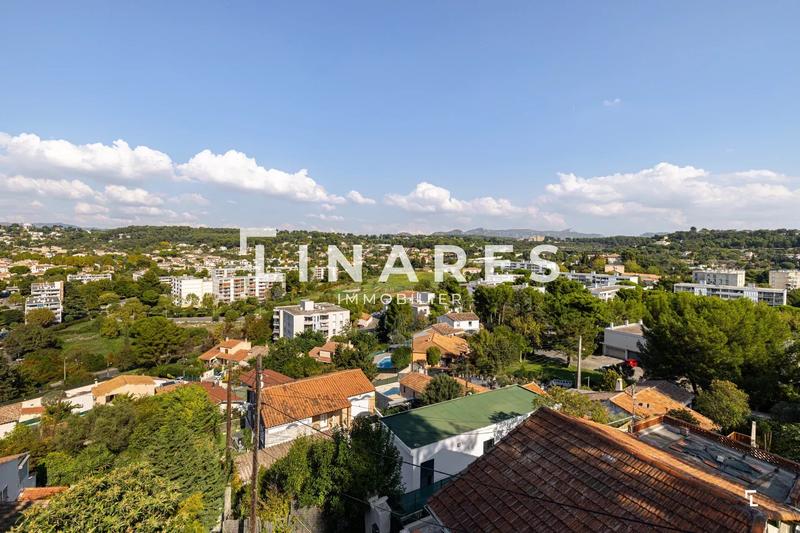 Appartement - 95 m² - 4 pièces