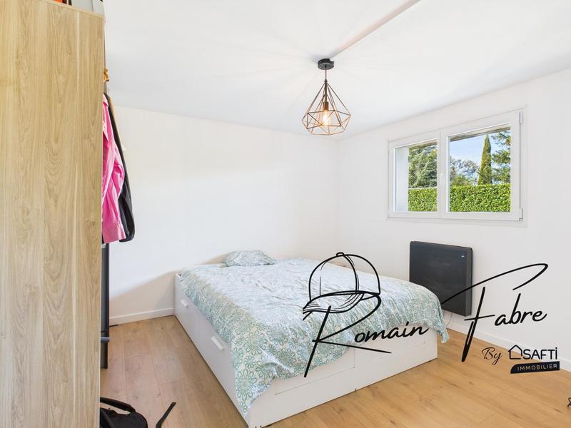 Maison - 180 m² - 6 pièces