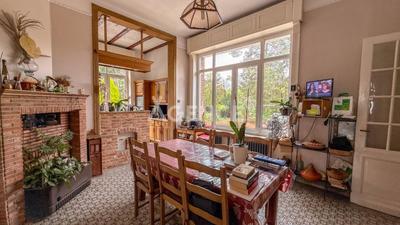 Maison de maîtres - 277 m² - 8 pièces