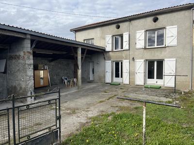 Maison - 96 m² - 5 pièces