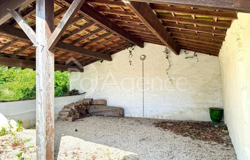 Maison - 205 m² - 7 pièces