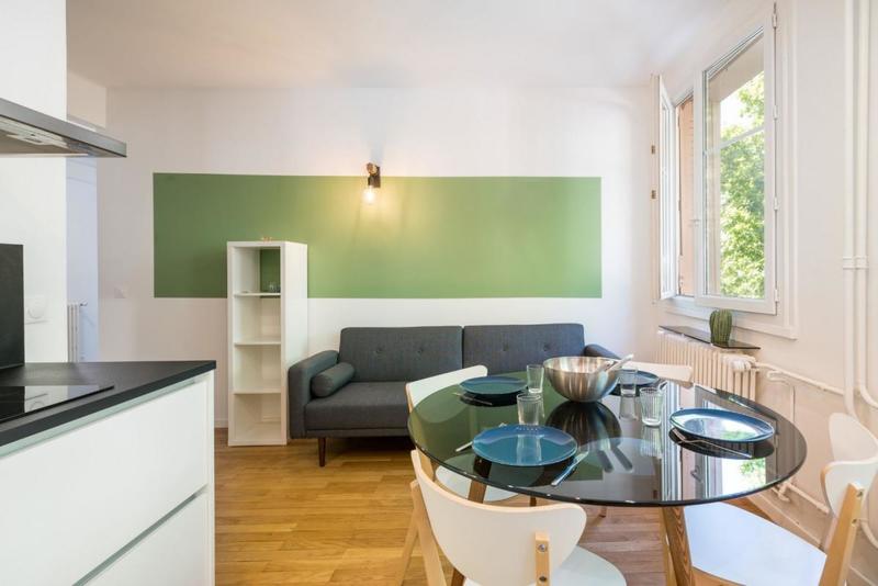 Chambre - 10 m² - 1 pièce