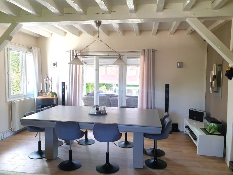 Maison - 260 m² - 10 pièces